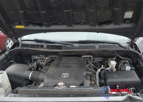 2017 Toyota Sequoia Sr5 z USA, uszkodzony, nr VIN 5TDBY5G15HS154662